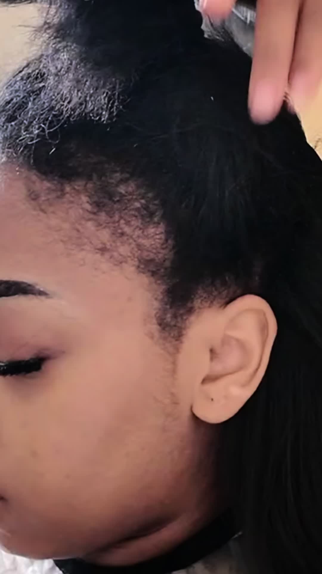 @L Y A
