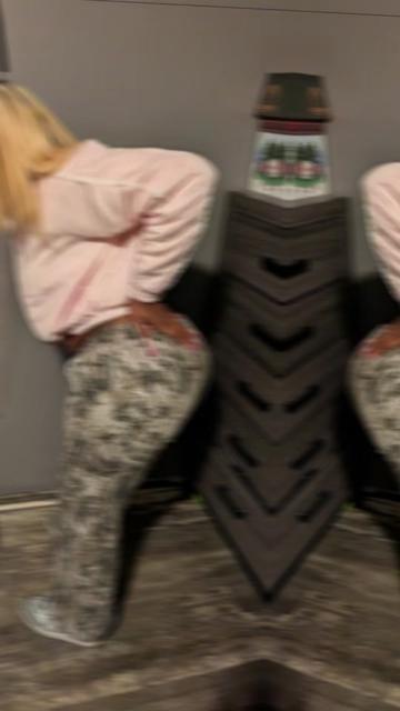 @_ExoticBrown