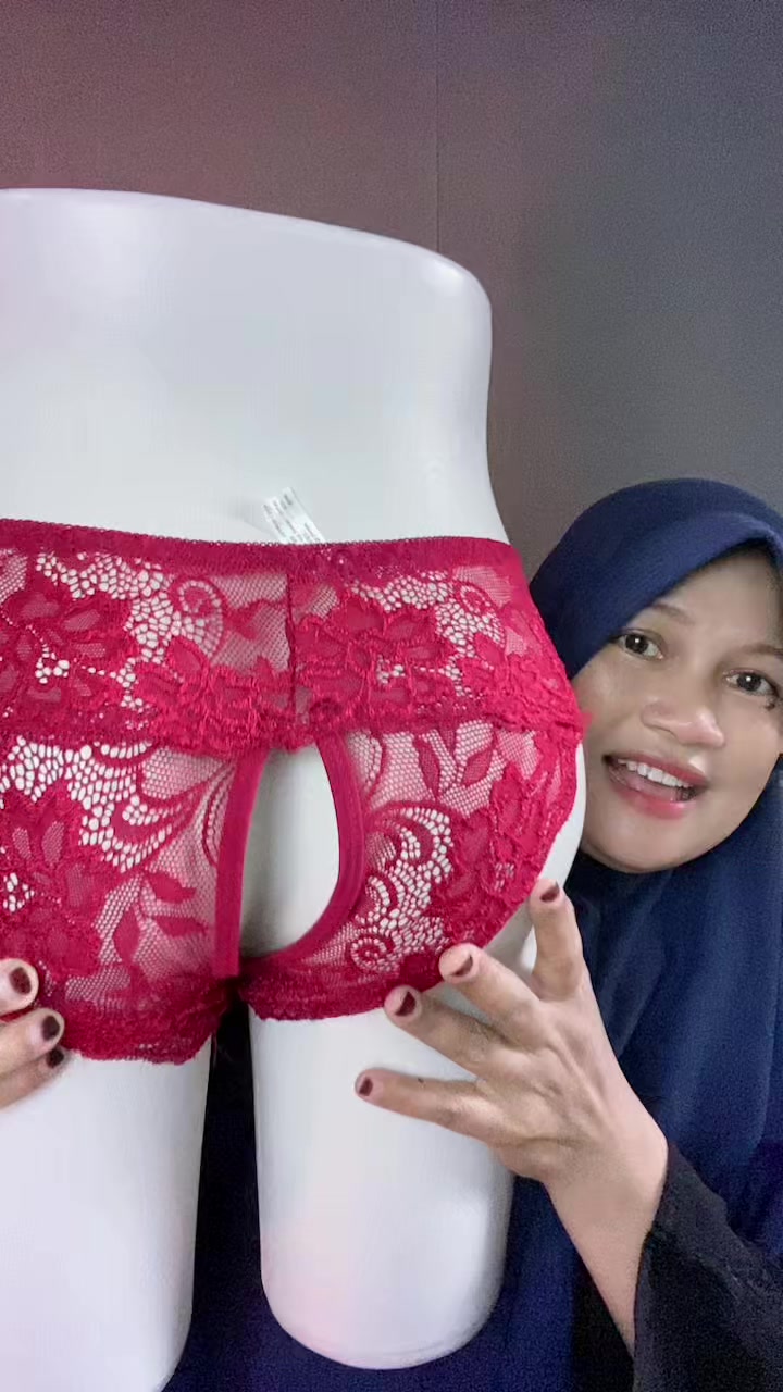 @Mak Dias