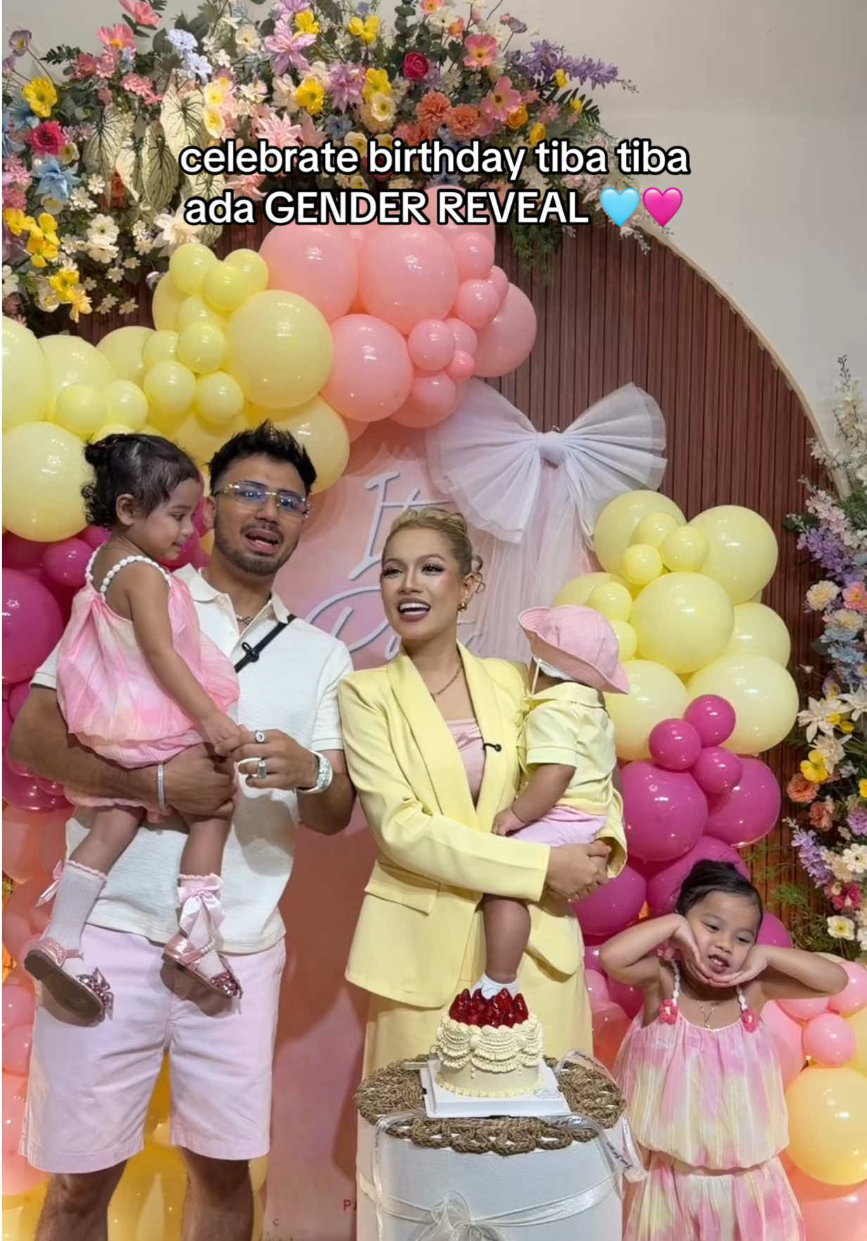 @RANIA