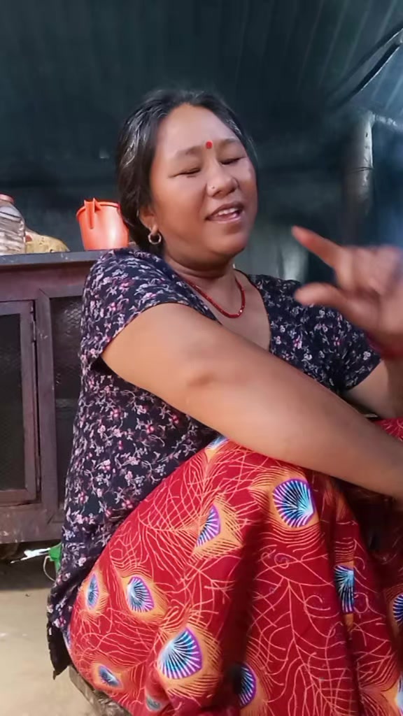 @योगिता गुरुङ