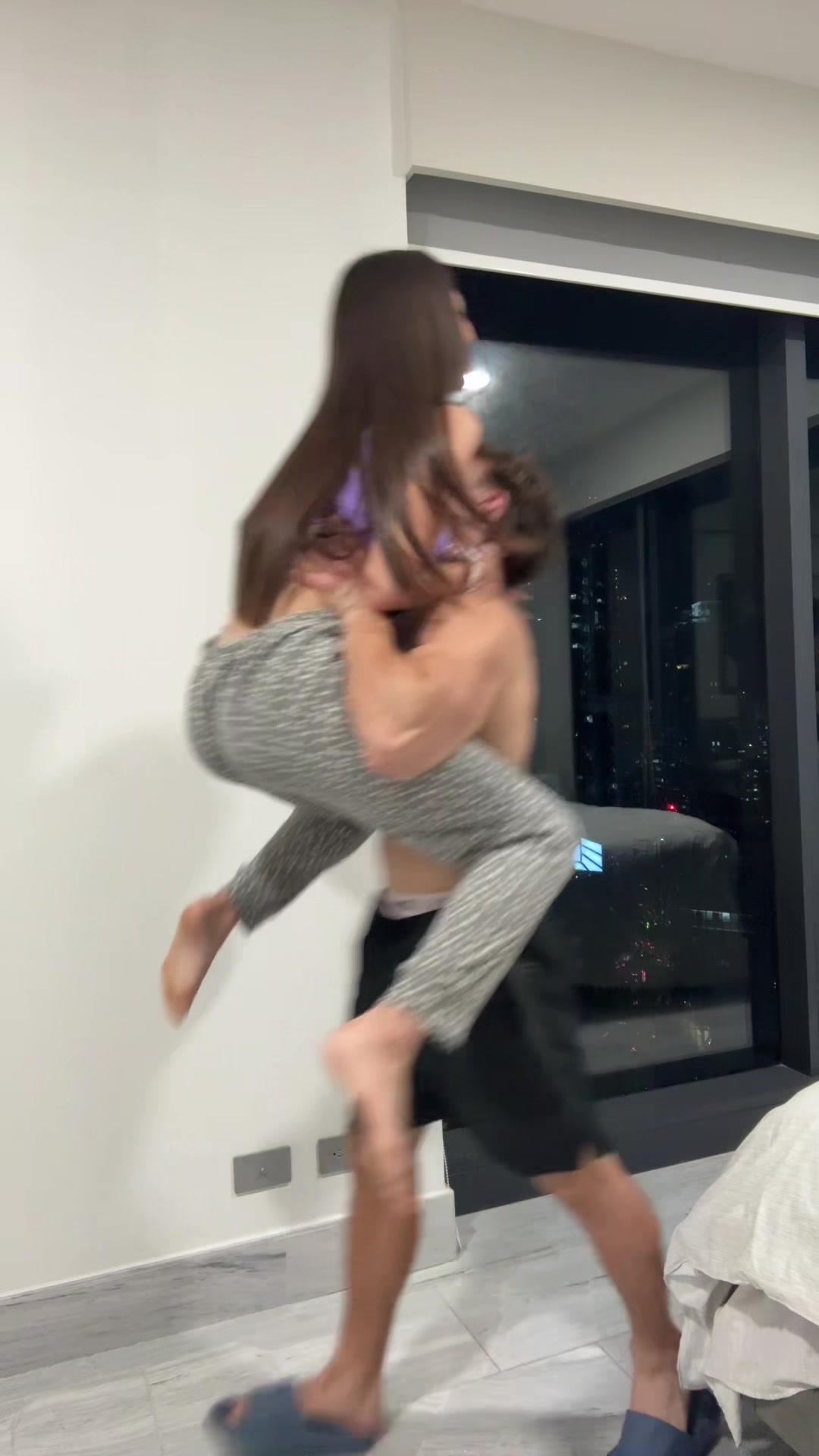 @elenagaleandro