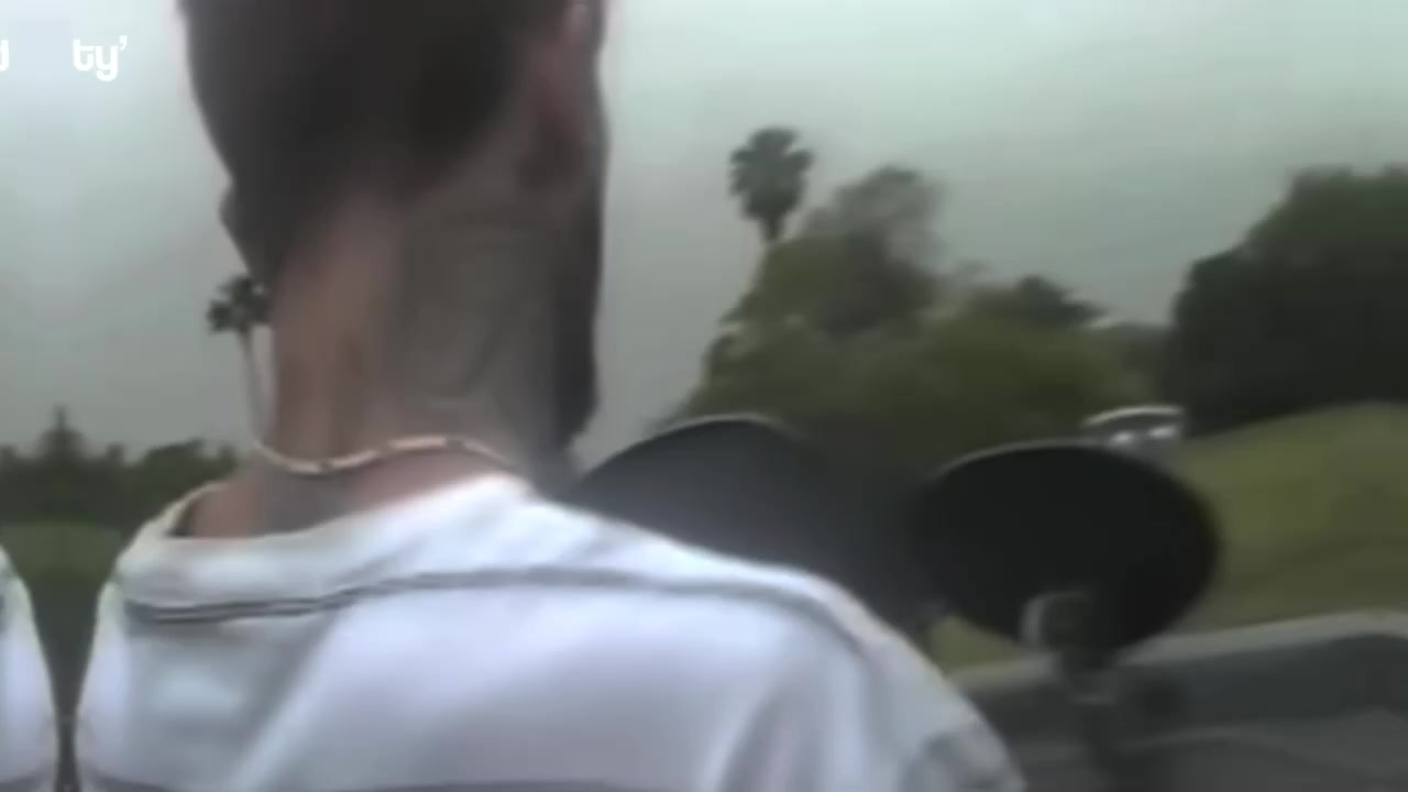@🦇.