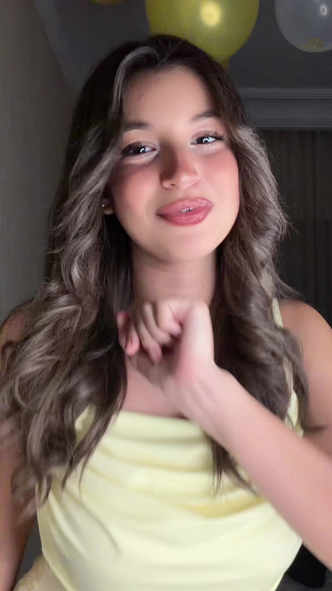 @𝓩𝓲𝔃𝓸𝓾 💎