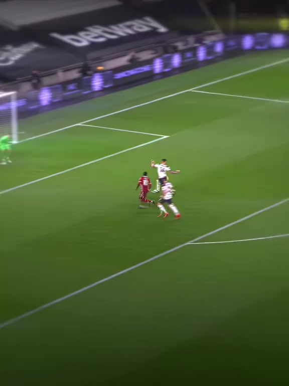 @NYONI LE REDS🔴⚪