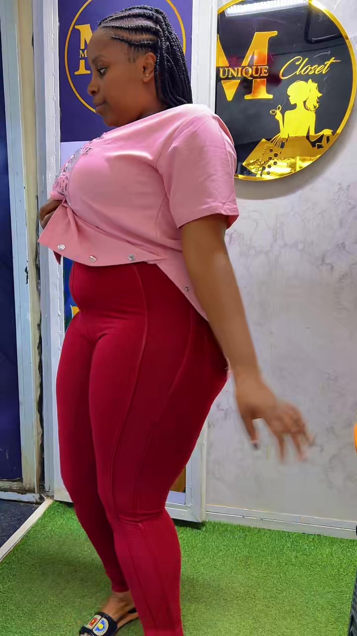 @M-unique closet// 0705606467
