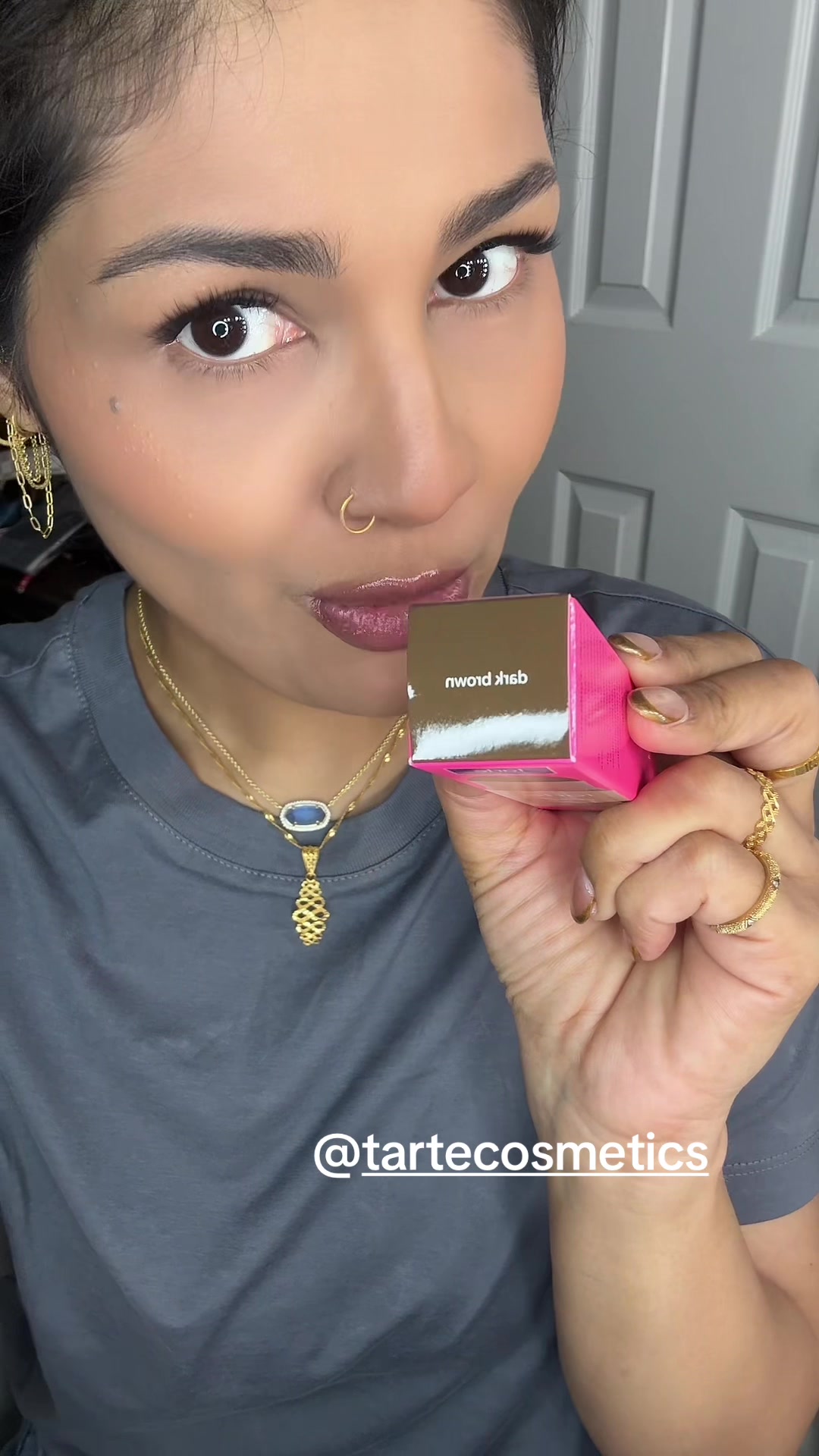 @MakeupLaveena