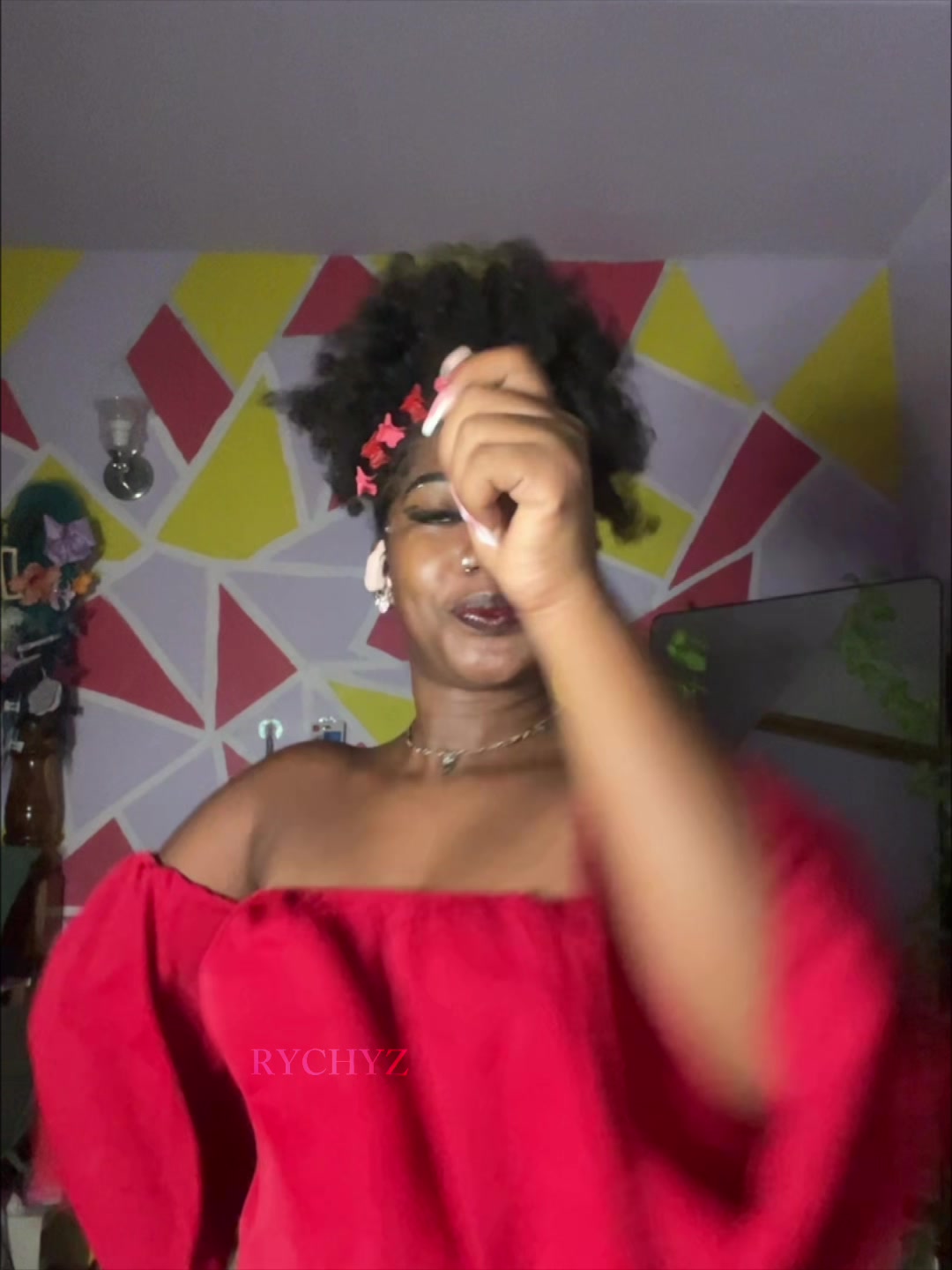 @MsAbbie_