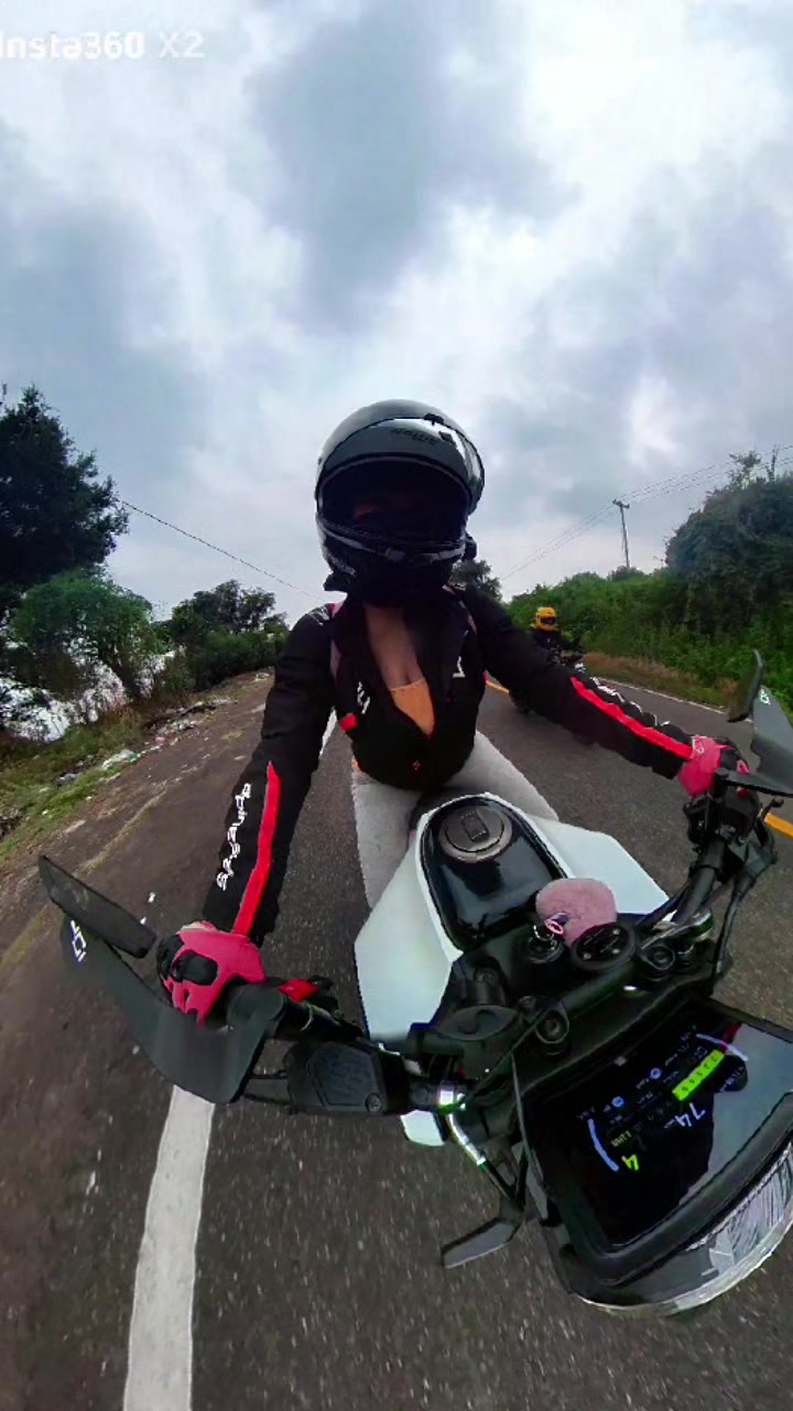 @♡ Moontse Strempler 🏍