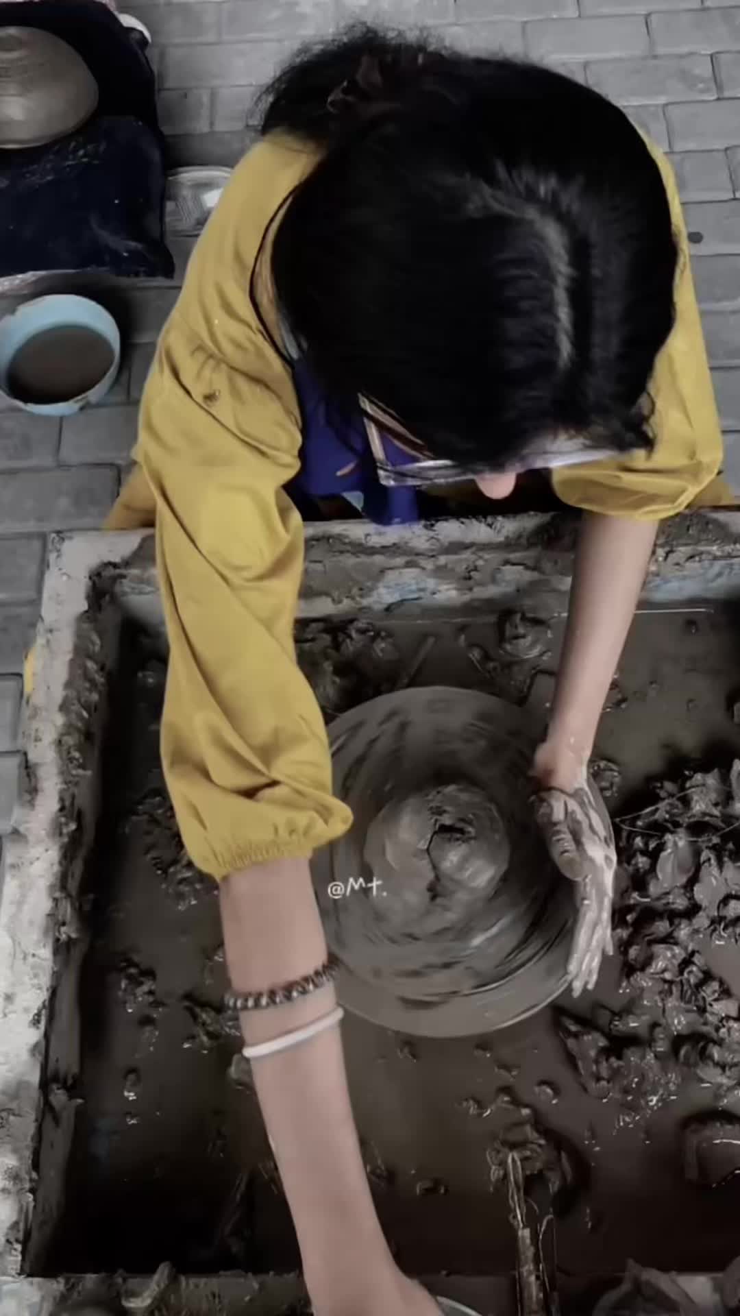 @𐌌𐌕.