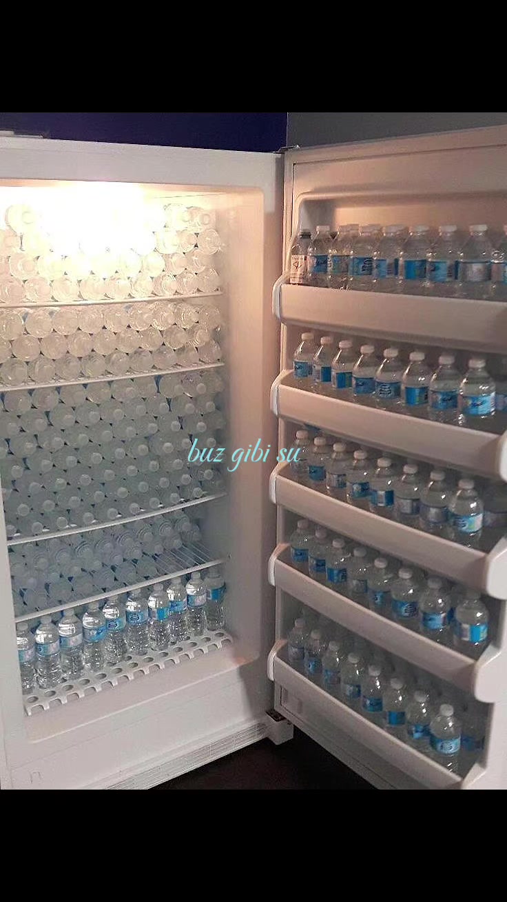 @⚚