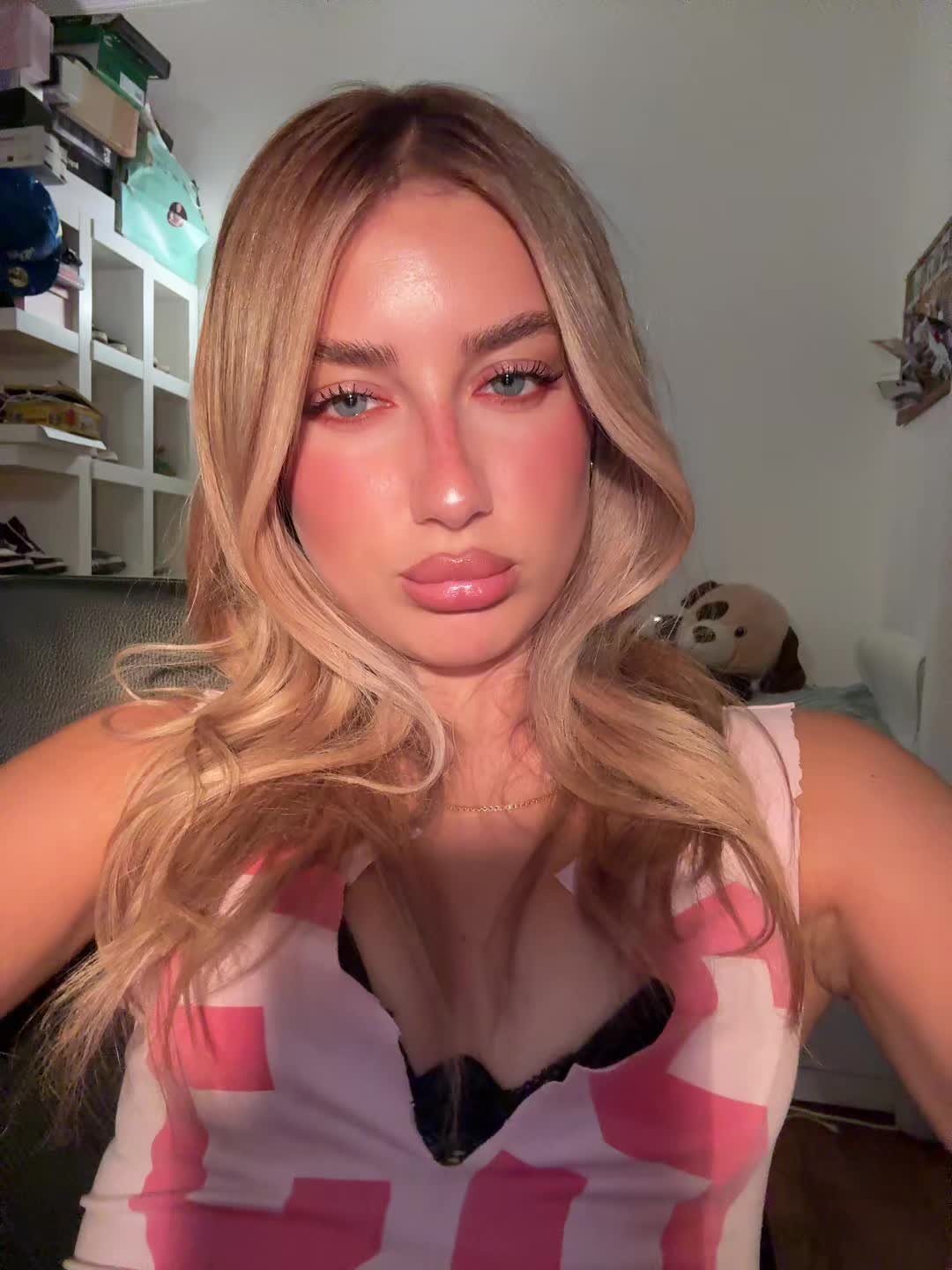 @flavia