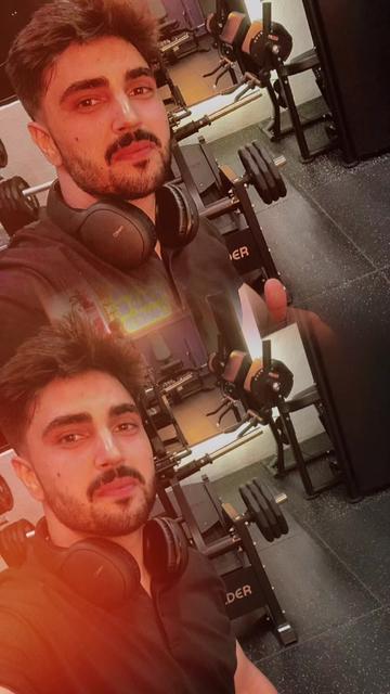 @zUlQaRnAiNᕙ(◕ਊ◕)ᕗKhAN