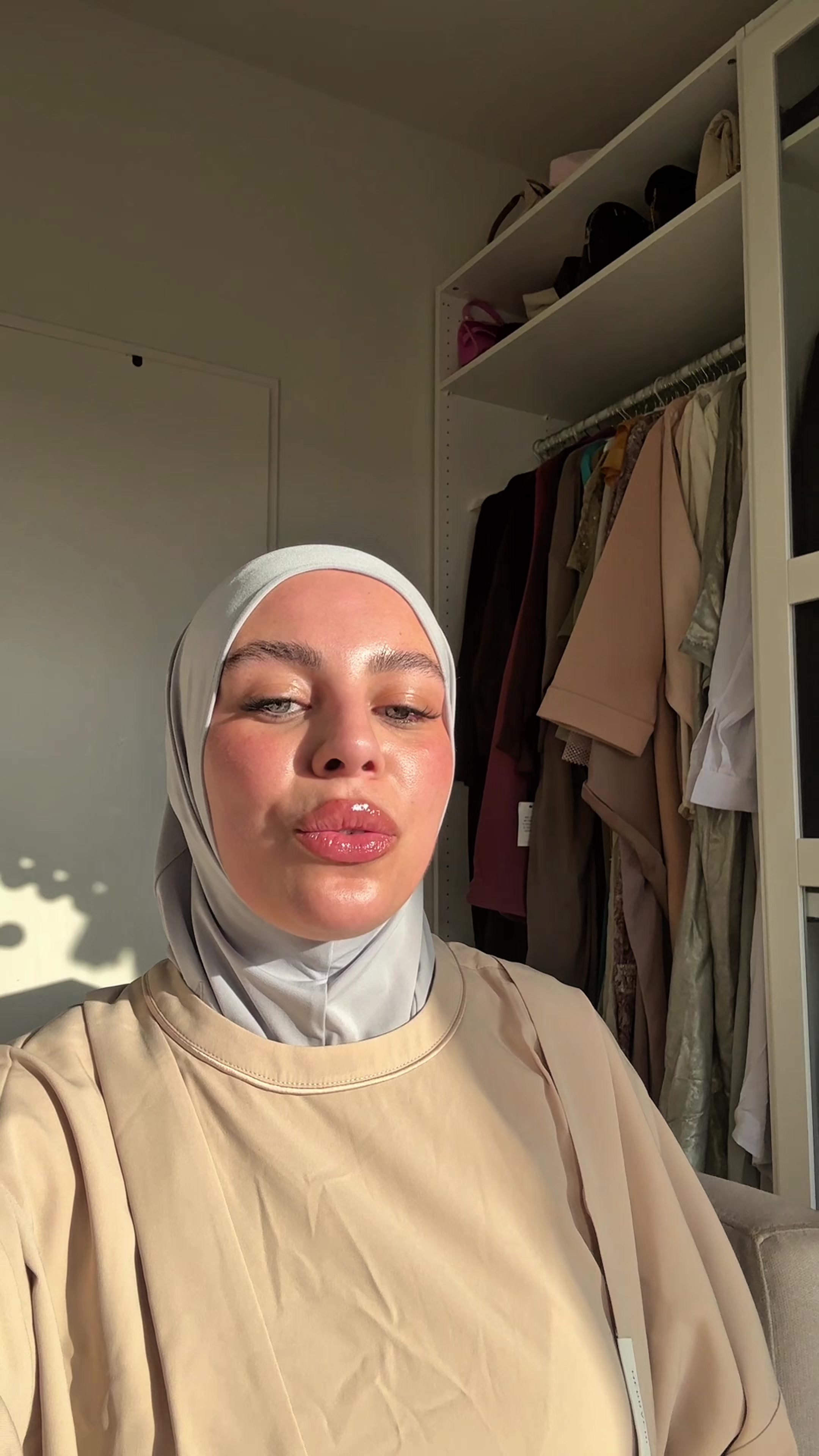 @aamani_farah