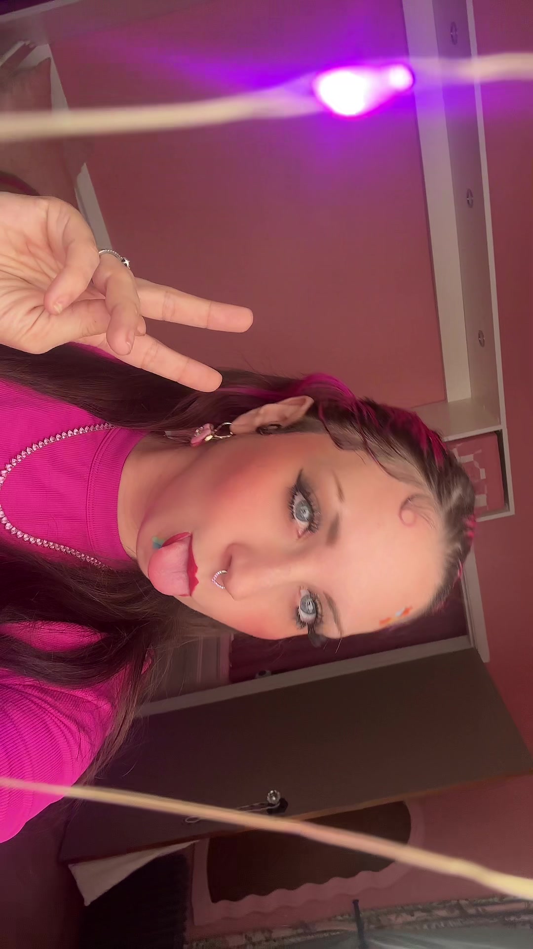 @miss pink