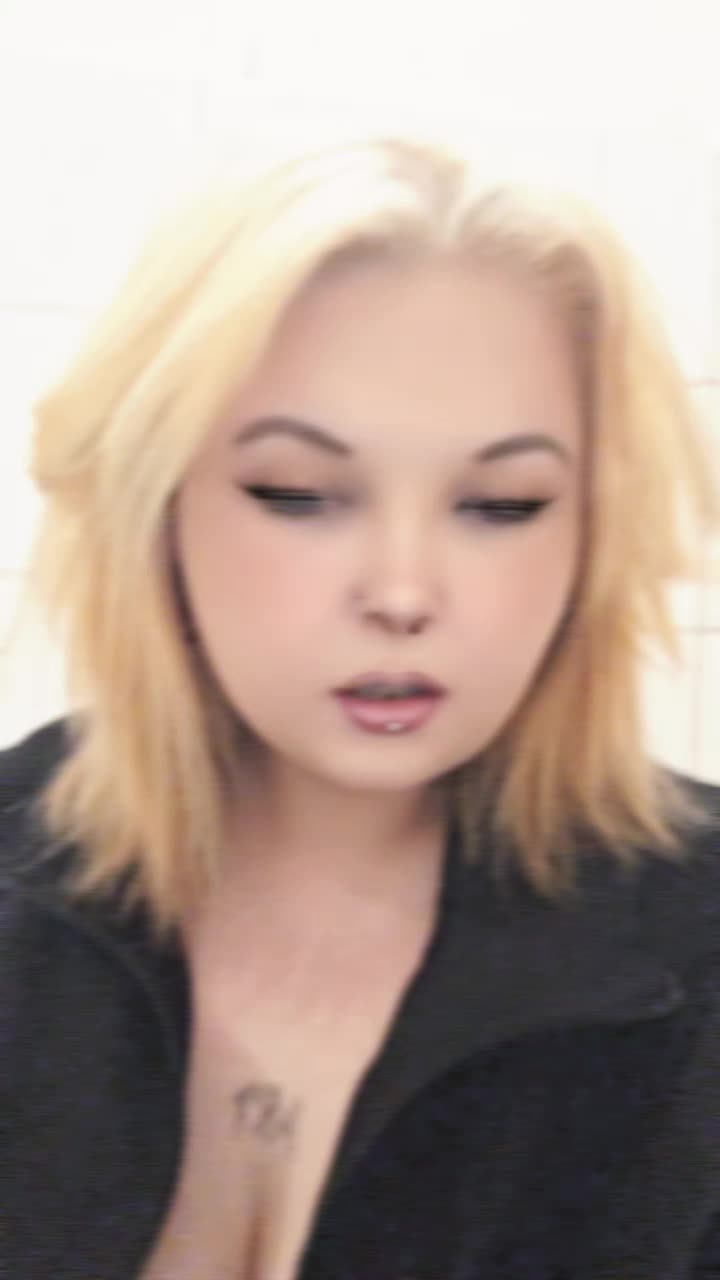 @𝓥𝓲𝓿𝓲𝓪𝓷𝓮🇩🇪💣