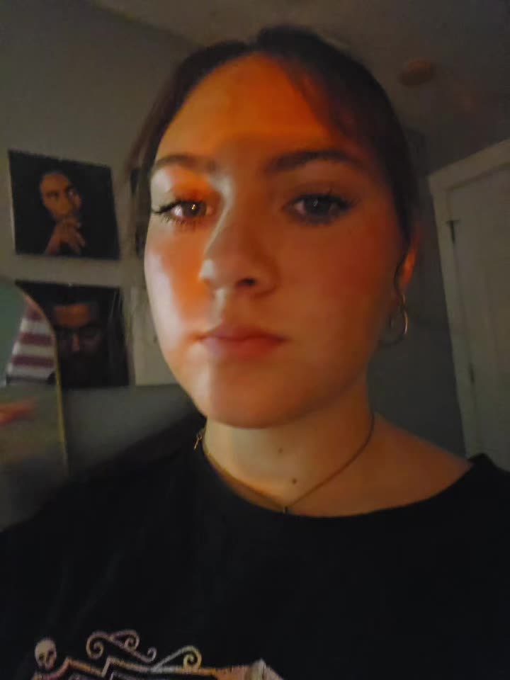 @🎧