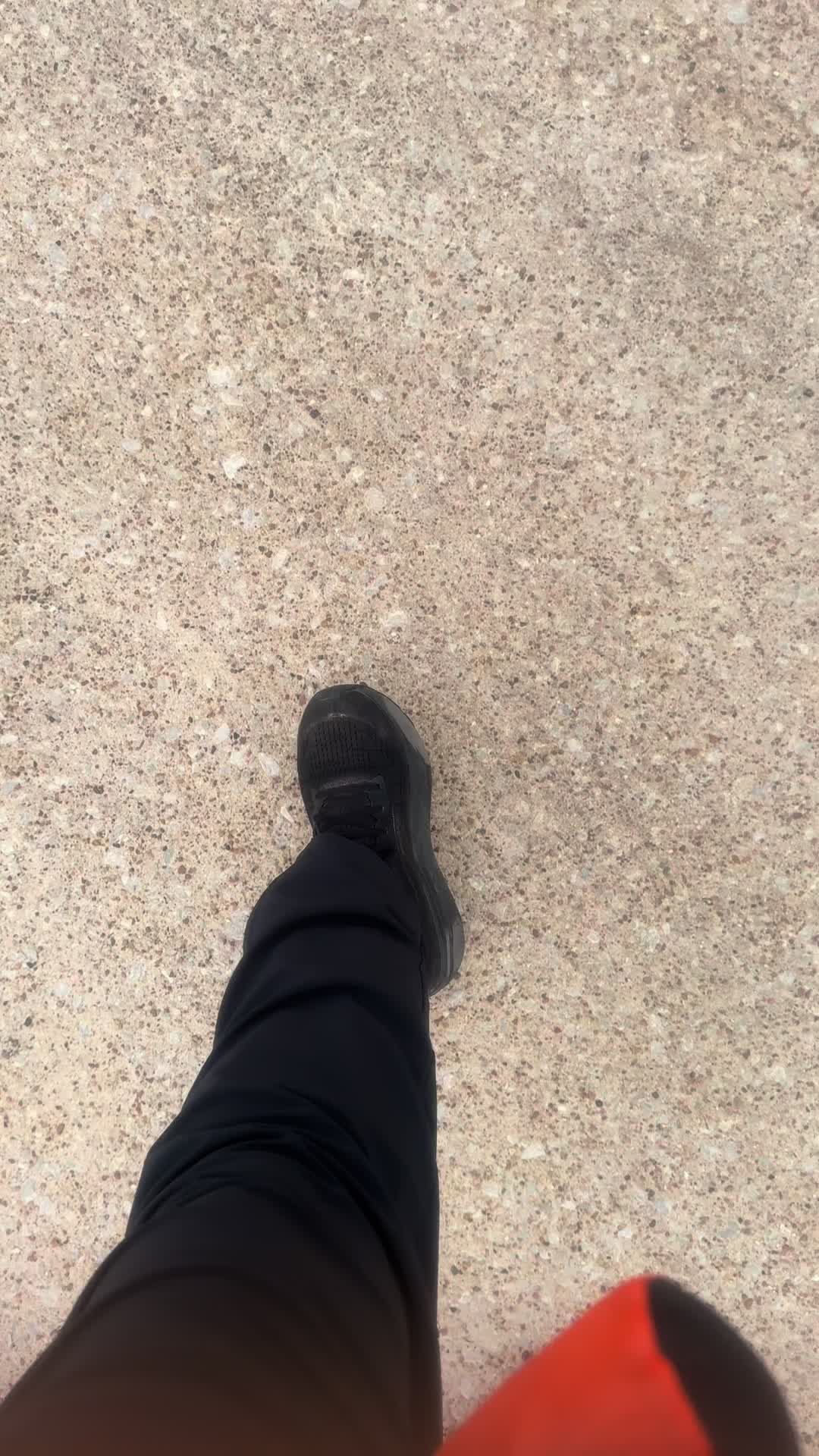 @Cherraun
