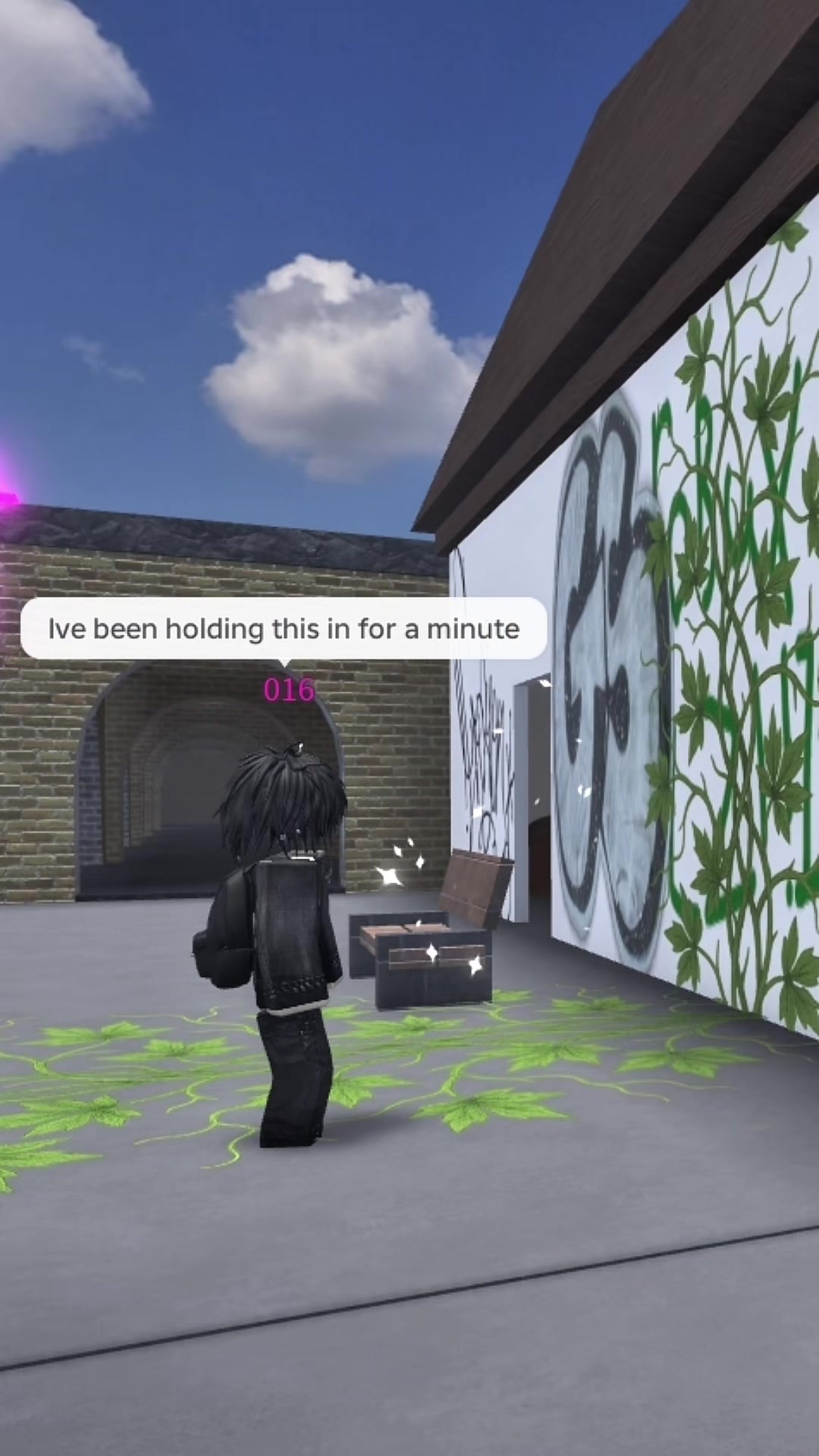 @⃟