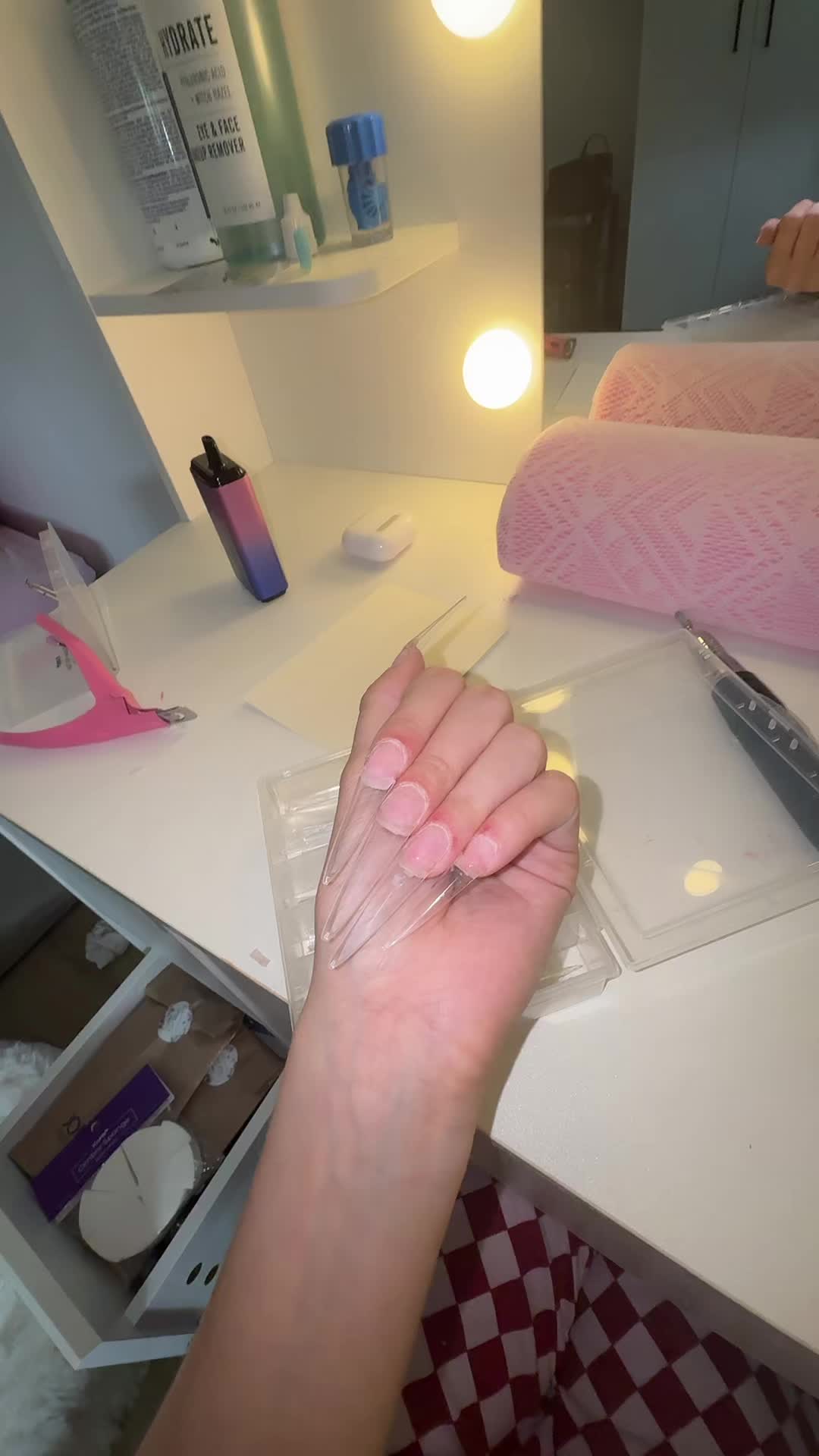 @karina