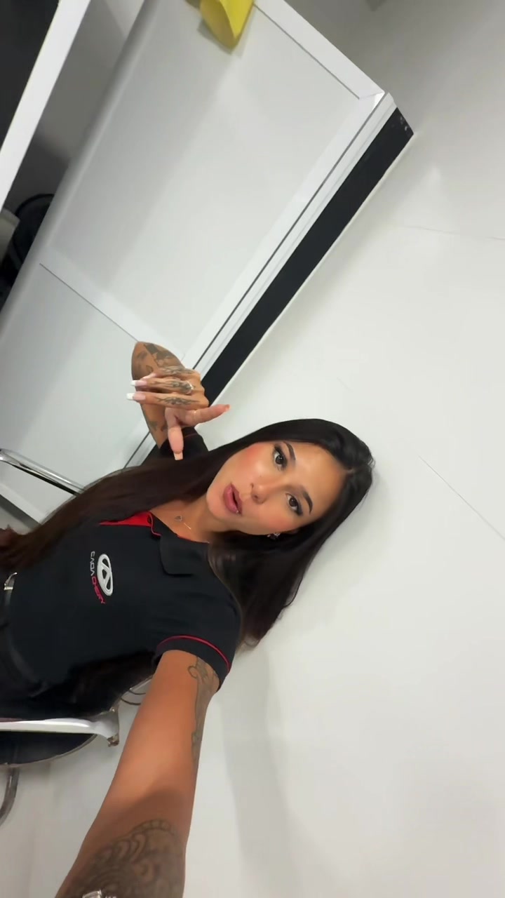 @juliavventura