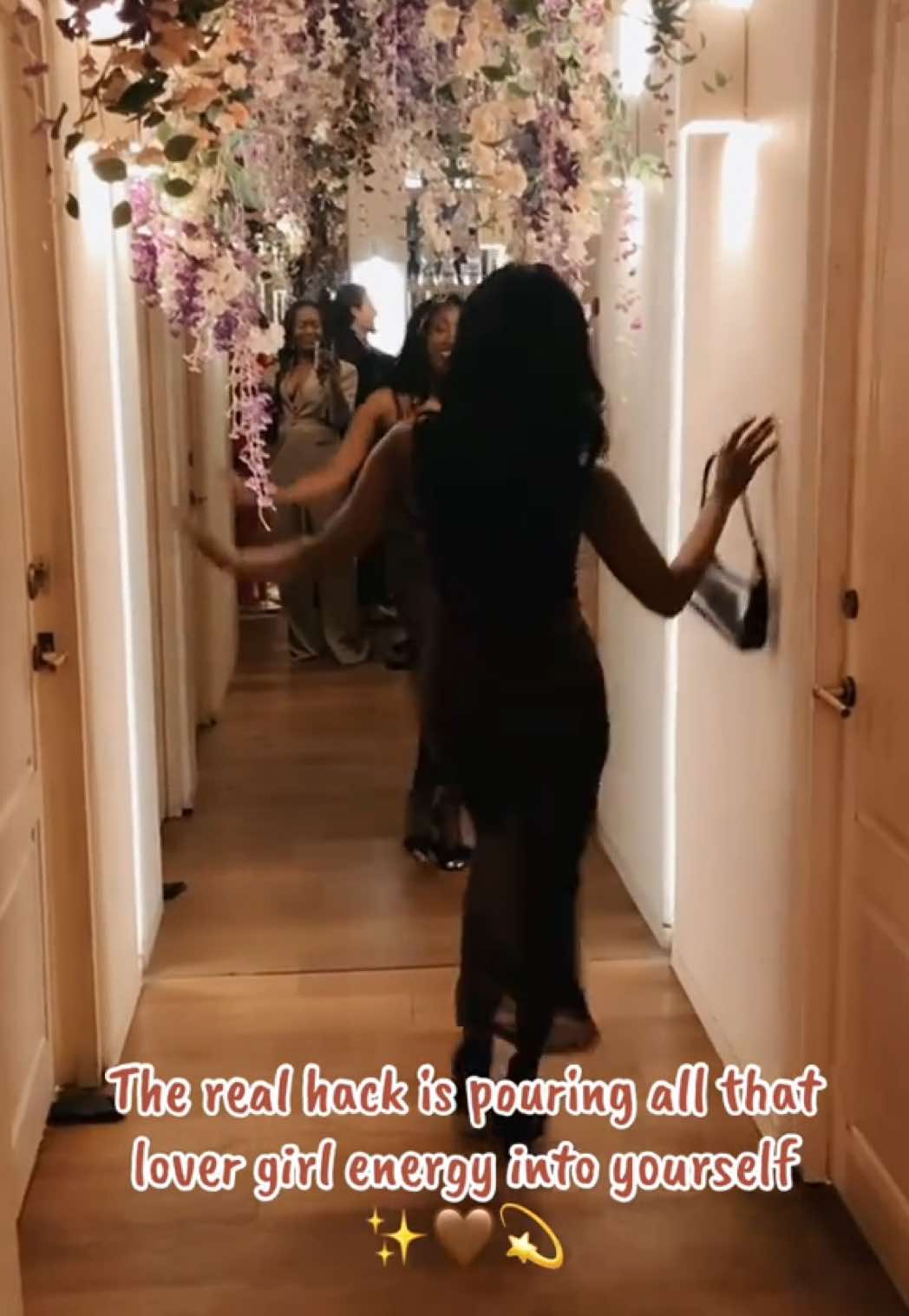 @Eva ✨