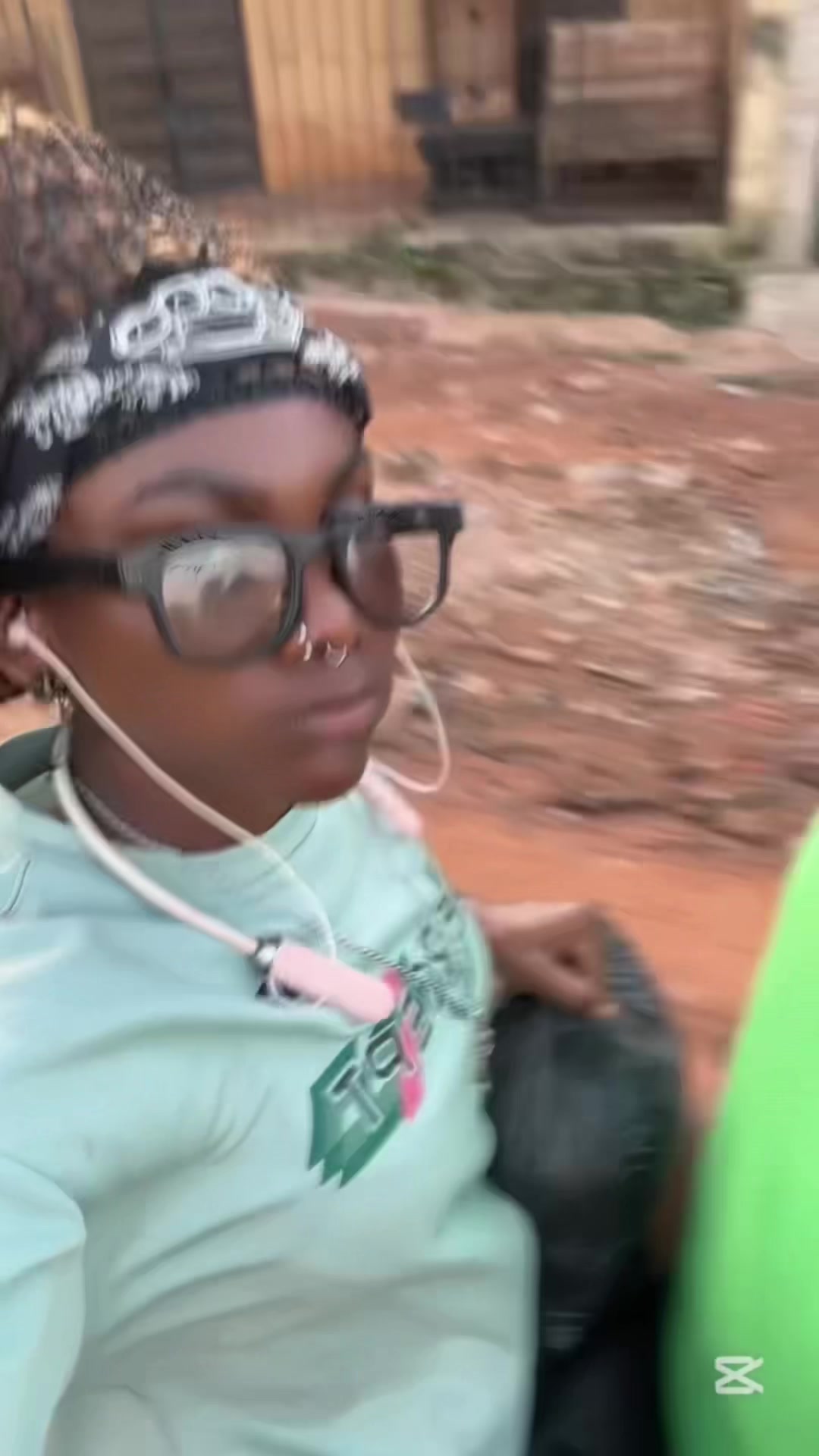 @𝑰𝒏𝒕𝒓𝒐𝒗𝒆𝒓𝒕👽