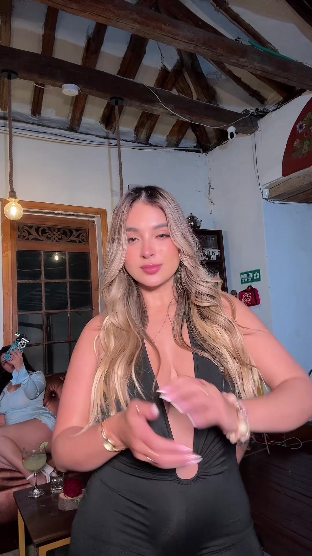 @Annioficialx 👱🏼♀️