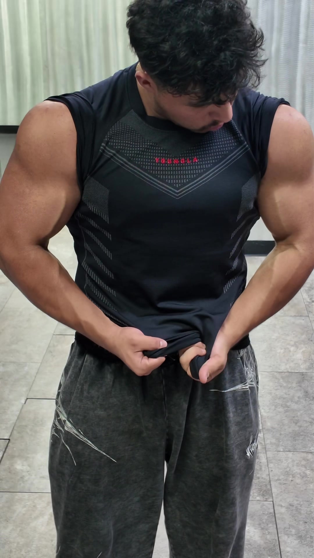 @AnthonyLifts