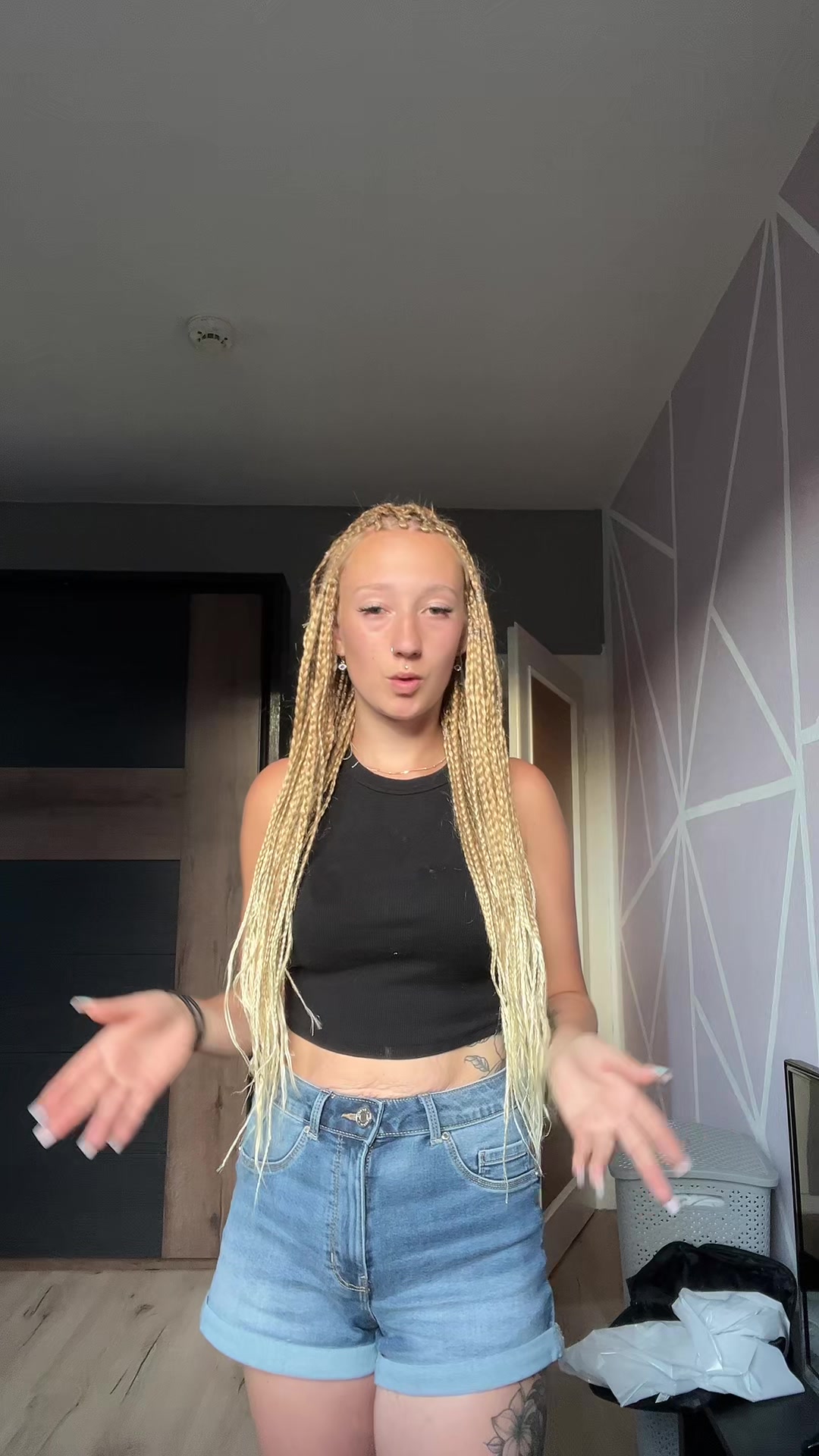 @Leabindig