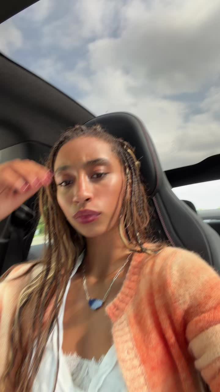 @ameliemelo