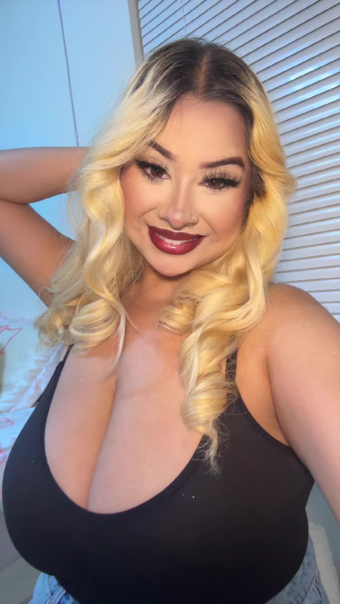 @toni