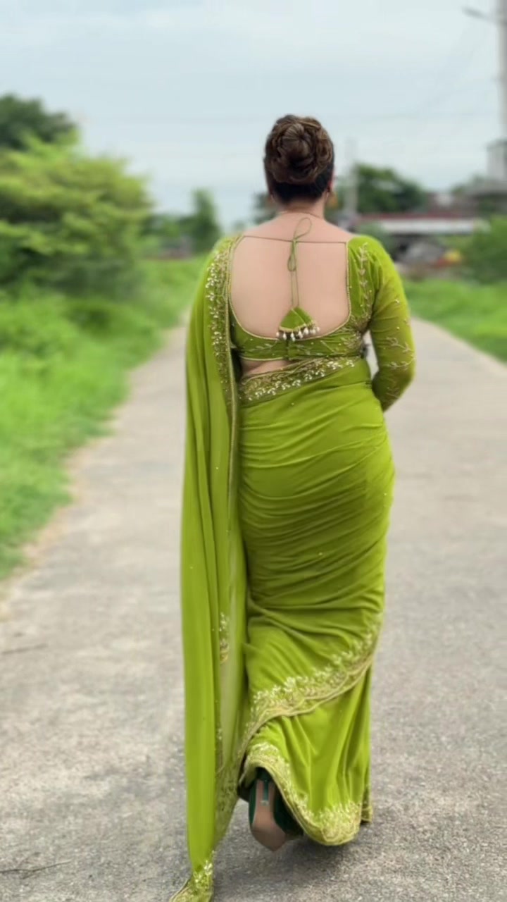 @minakunwar-official