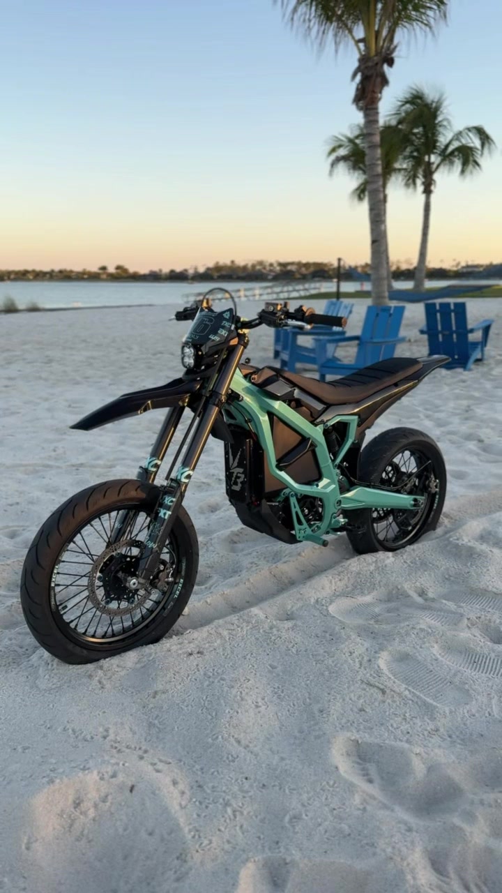 @Charge Graphics
