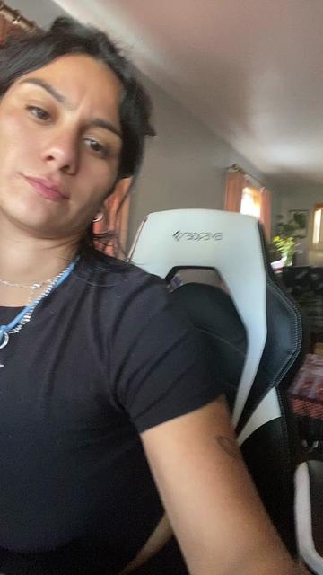 @Throatyx