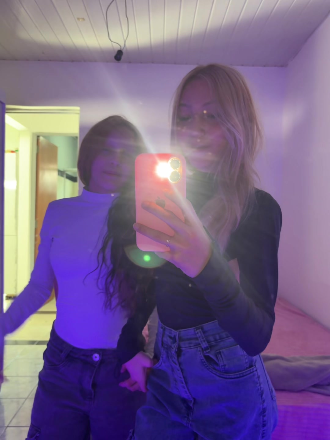 @Larinha 🐣