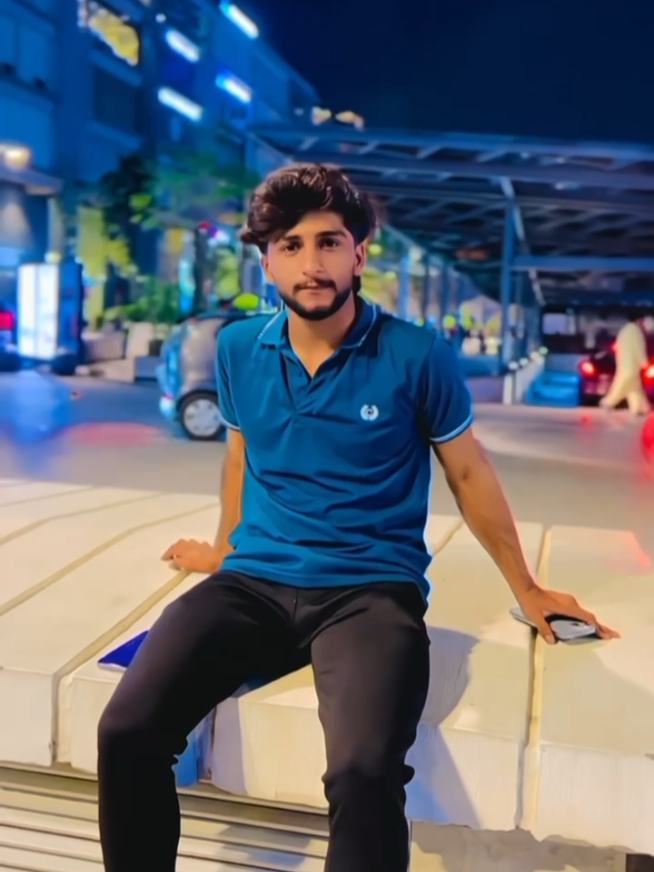 @𝗗𝗮𝗻𝗶 𝗠𝗶𝗮𝗡 🖤