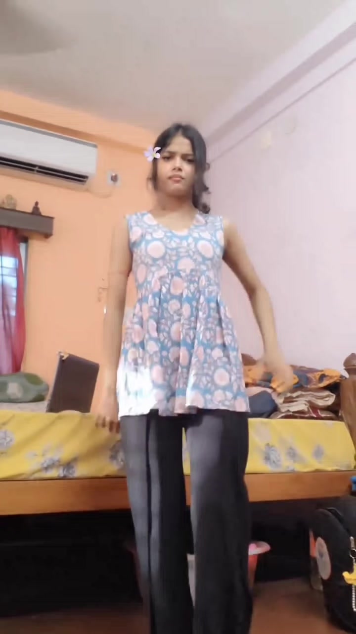 @CHIKNI GIRL FF