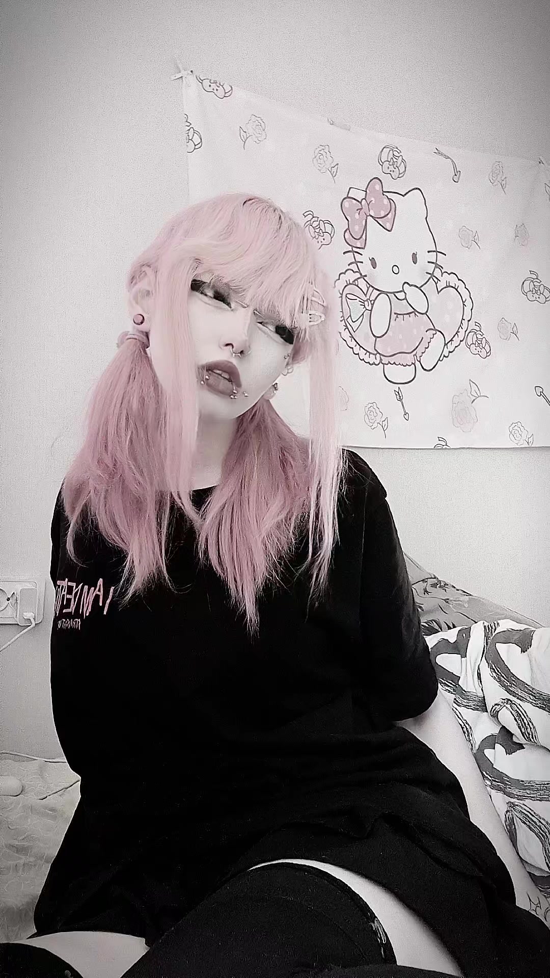 @✞
