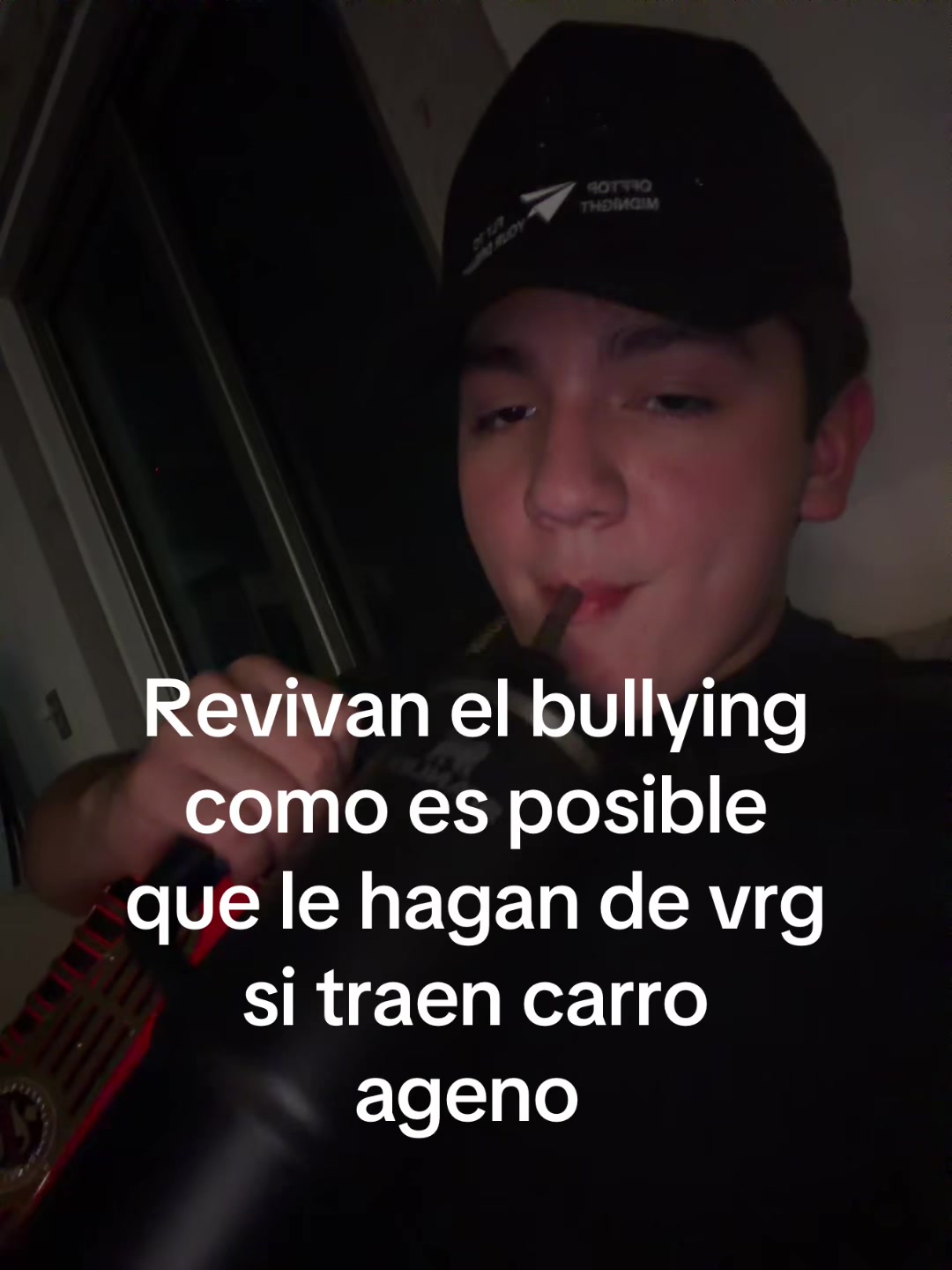 @Elpilotito