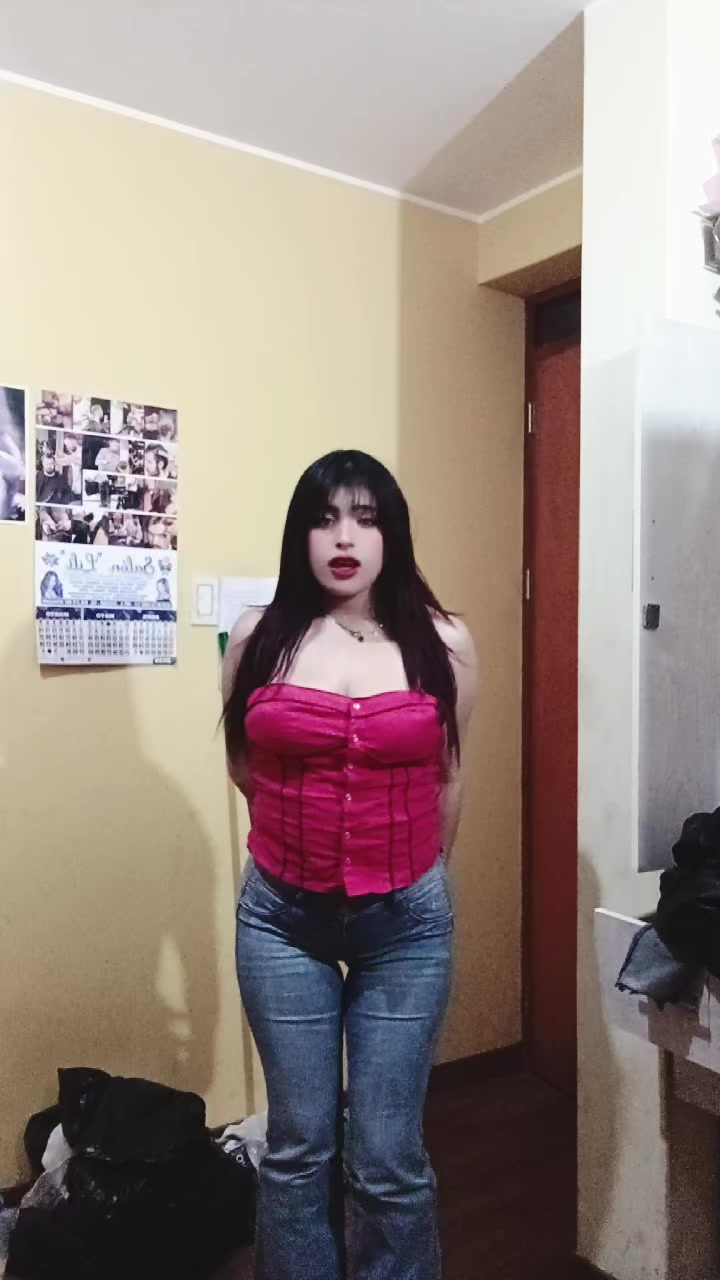 @LA PEQUÉ😈