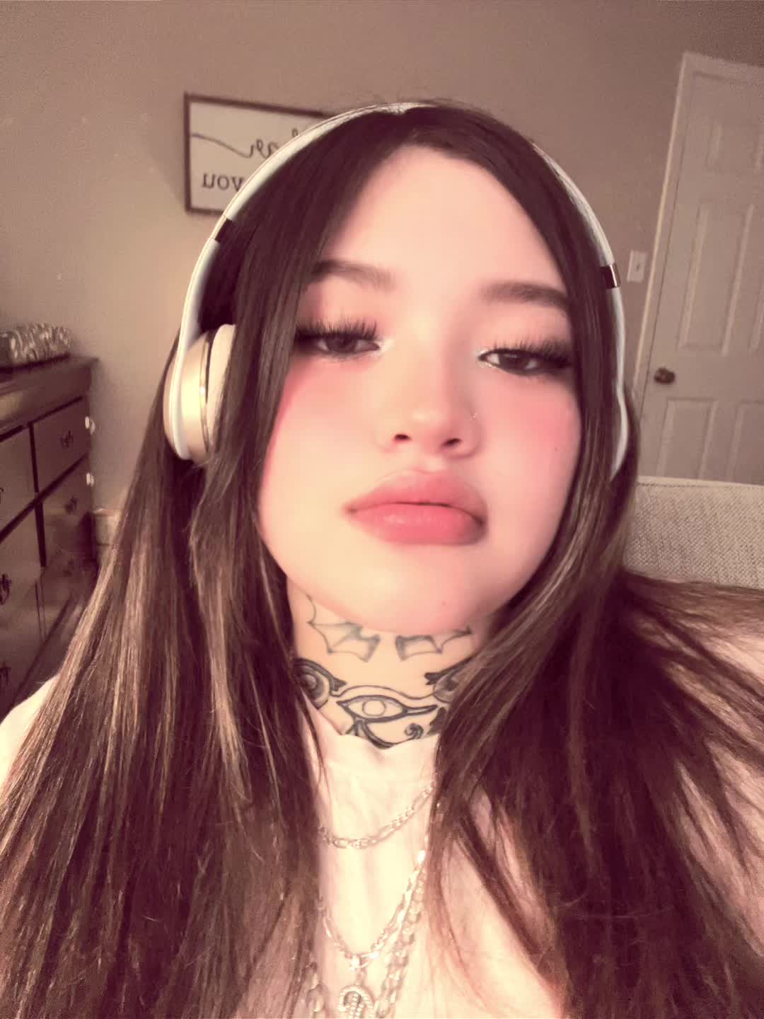 @glowingstar2