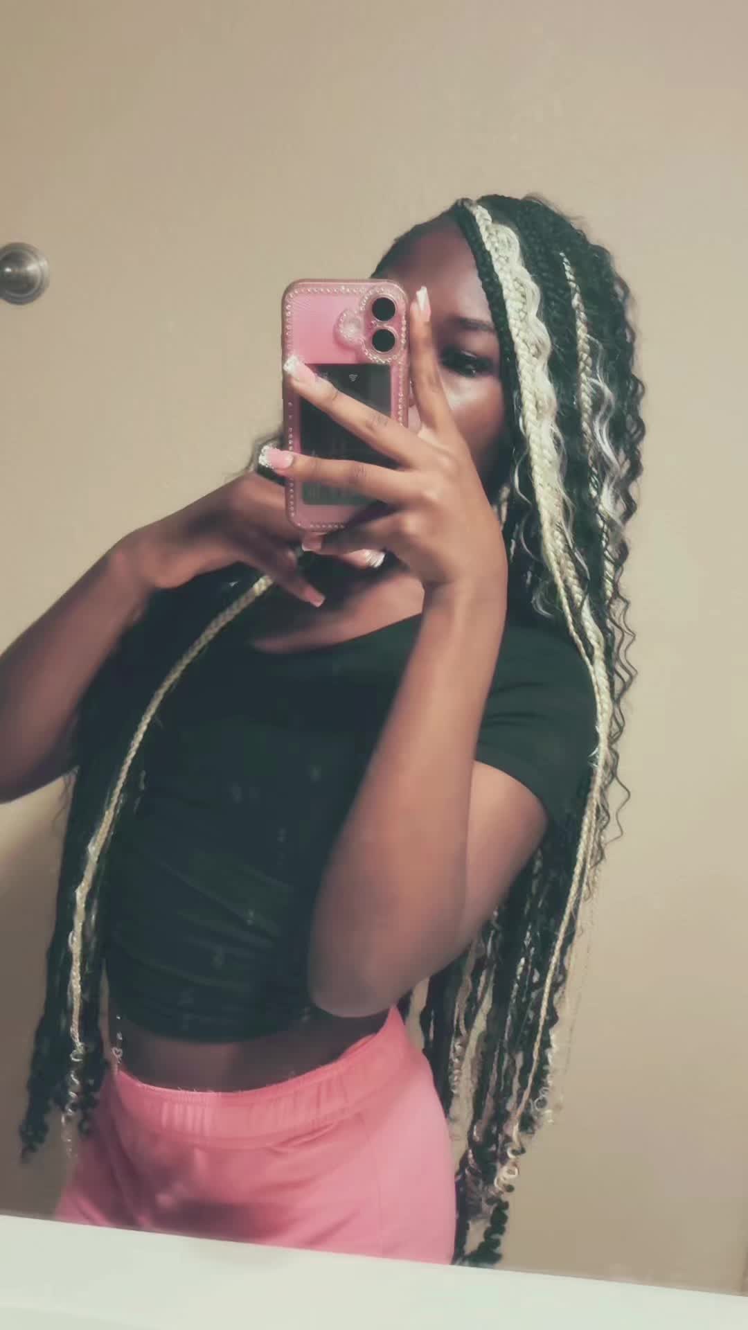@jaylaa.
