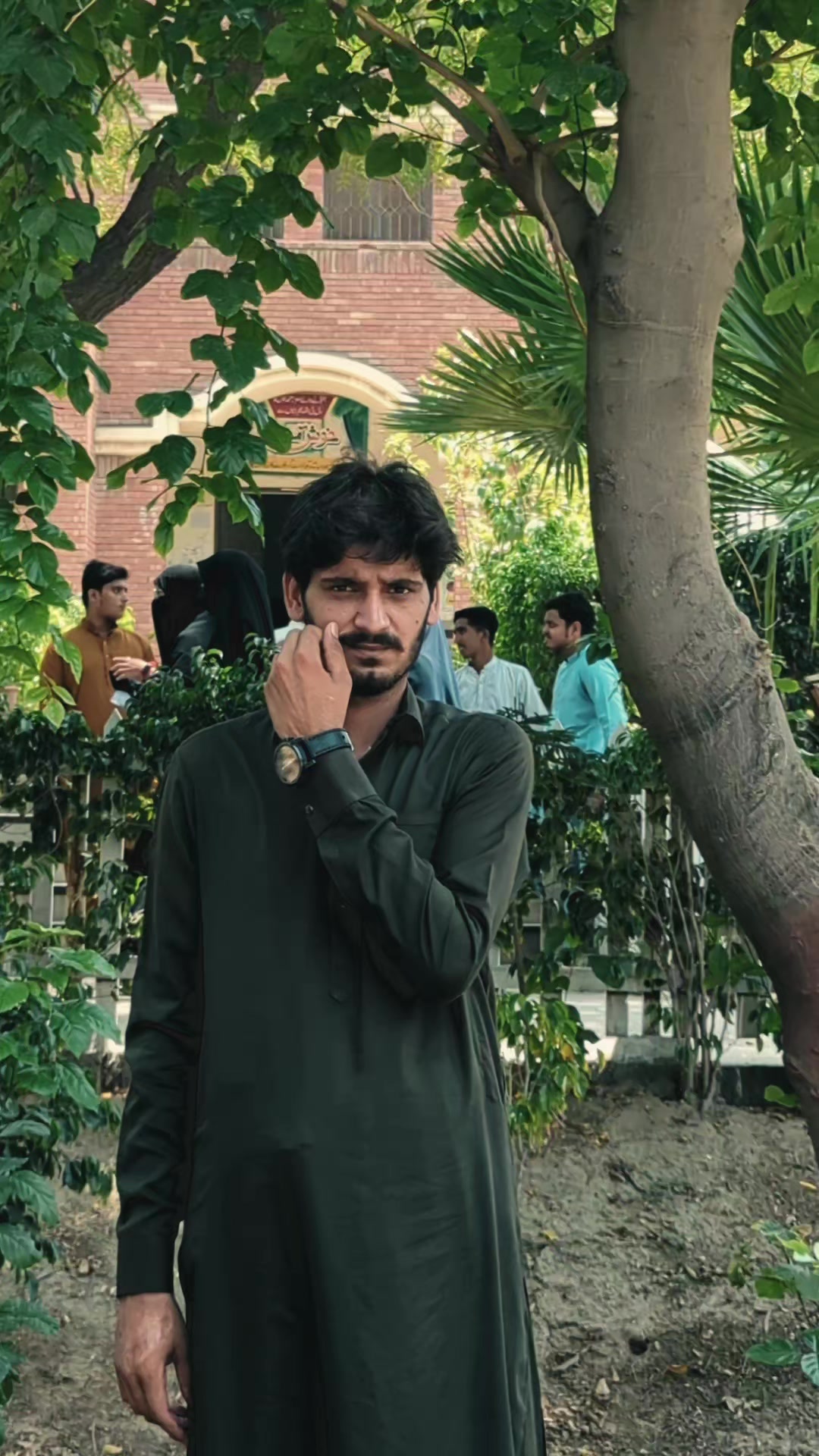 @Uzair &pound;🚩