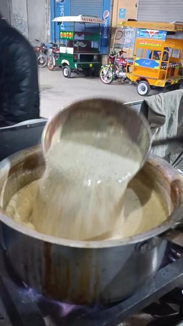 @قاسم بٹ