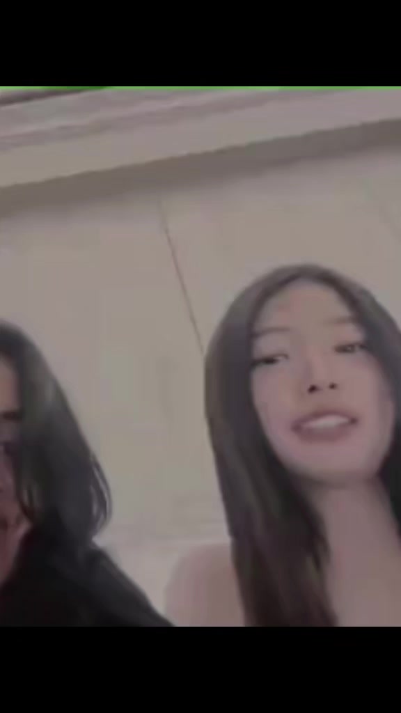 @Lia