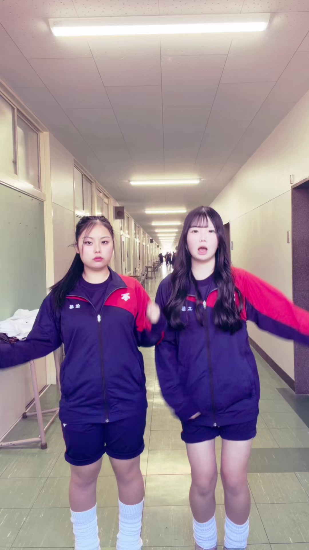 @あず