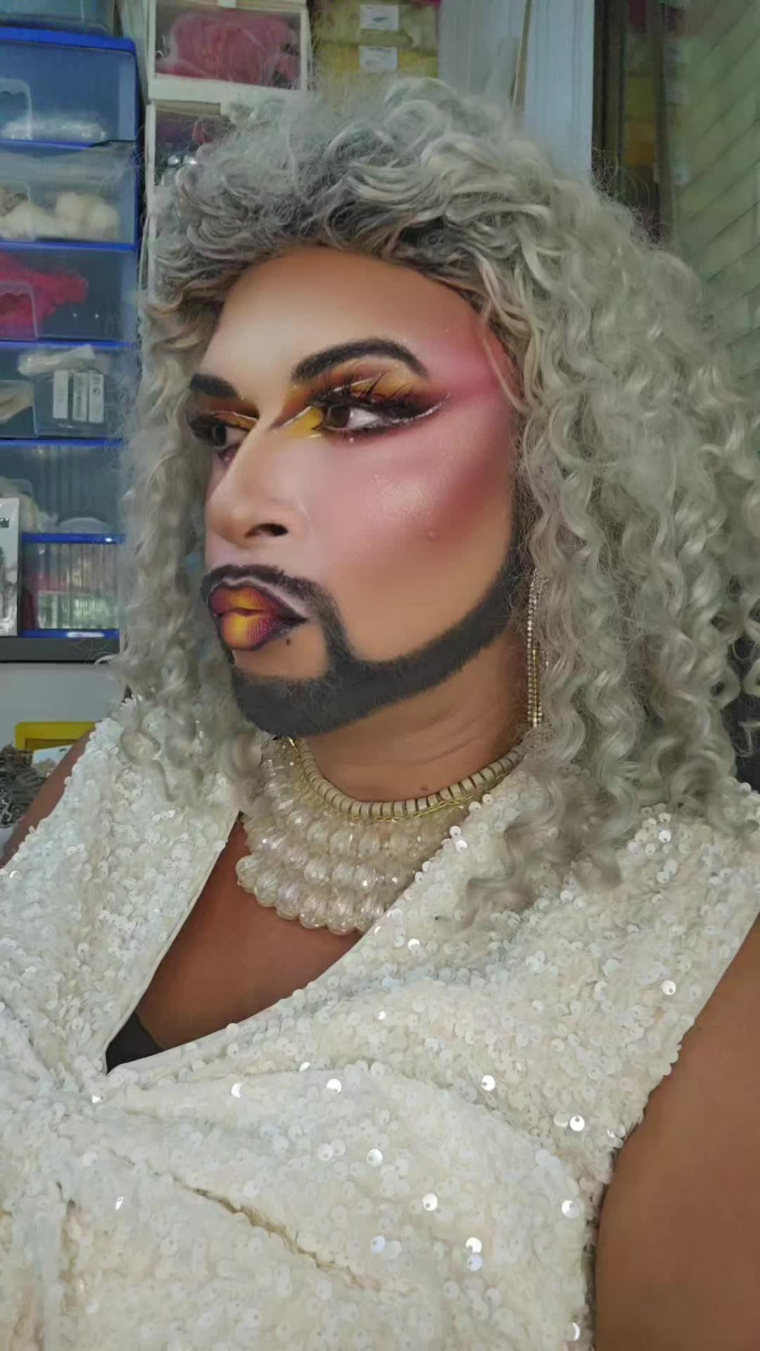 @Drag Divax