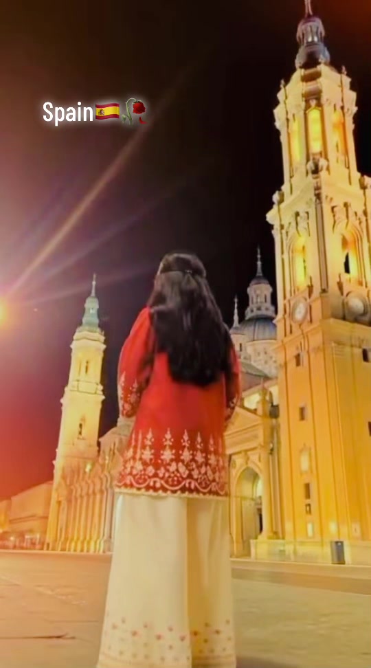 @🇵🇰🇪🇸عليزے🦅