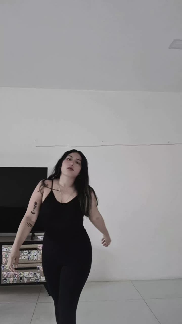 @Alison M♍️